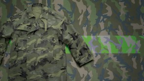 Liu Bolin X Valentino - Veste