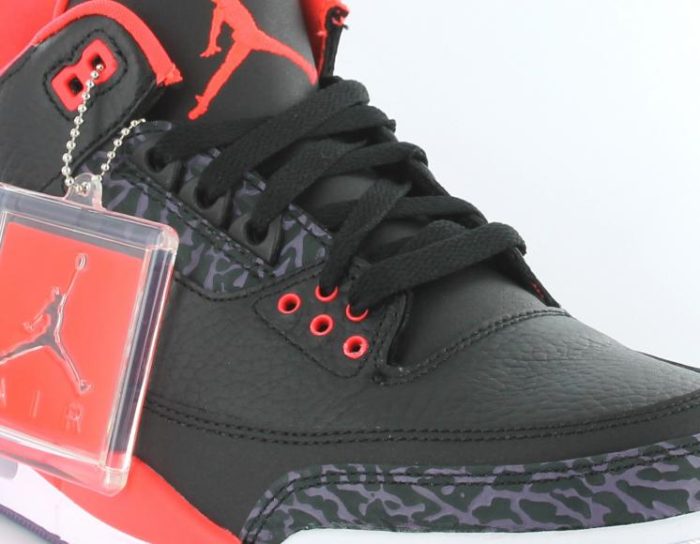 Nike-Air-jordan-III-3-Crimson-Noir-2013
