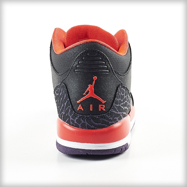 Sneaker-Nike-Air-jordan-retro-III-crimson-Black