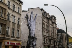 JR - The Wrinkles of the city takes over berlin - Avril 2013