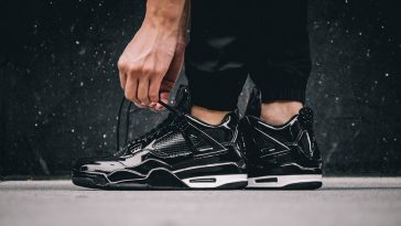 Air Jordan 11LAB4 Black White