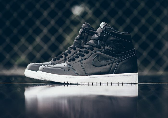 Air Jordan 1 High "Cyber Monday"