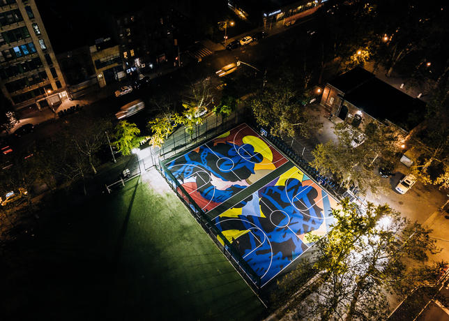 nike-miny-kaws-court nike-miny-kaws-court