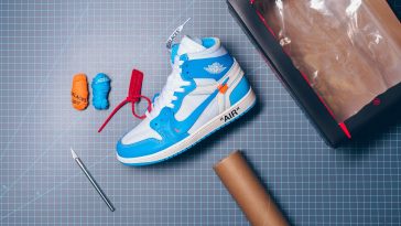 Air_jordan_1_x_Off_White_NRG_White_Dark_Powder_Blue_Cone_AQ0818-148_sneaker_politics_2048x2048