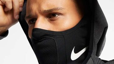 cache cou Nike VaporKnit Strike Snood