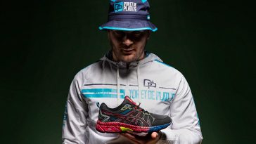 Baskets ASICS GEL-Venture 7 Ovni en collaboration avec le rappeur JUL