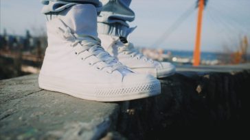 Quelle Sneakers Homme porter pour cet été