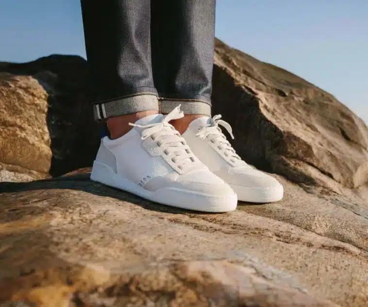 sneakers en cuir blanc elegantes